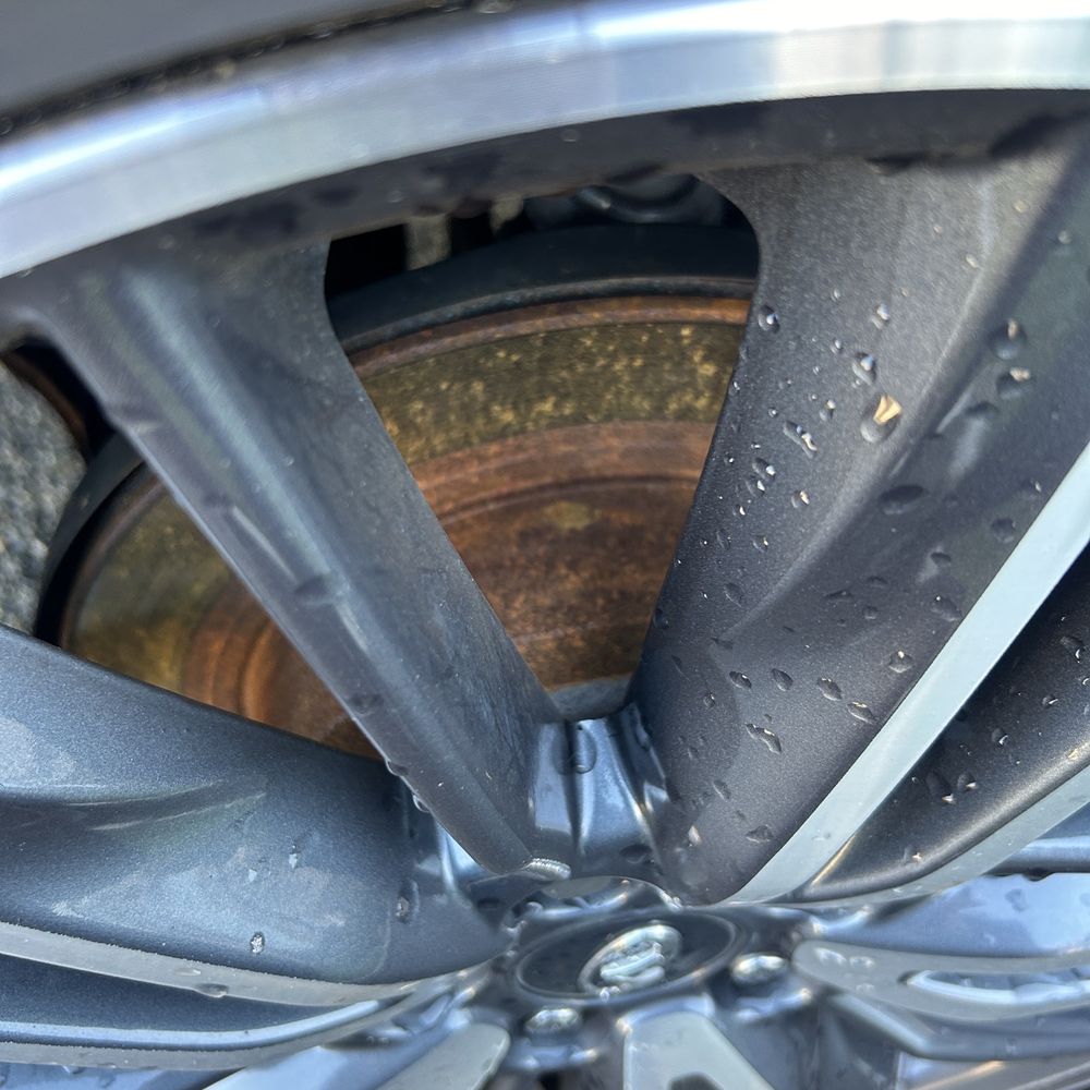 Supposedly new rear rotor completely rusted after 3 months. Supposedly new rear rotor completely rusted after 3 months.