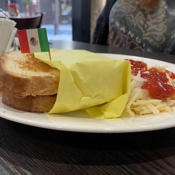 La Finca - breakfast sandwich with hash brown - Breakfast & Brunch Near Me - Perris, California