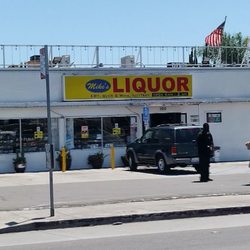 Mikes  Liquor store - Front view of store