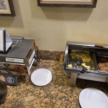 Truckee Donner Lodge - Basic breakfast - Hotels Near Me - Truckee, California Truckee Donner Lodge - Basic breakfast - Hotels Near Me - Truckee, California