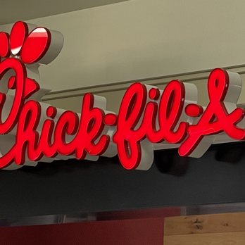 Chick-fil-A - Ala Moana location by curry house entrance - Fast Food Near Me - Honolulu, Hawaii
