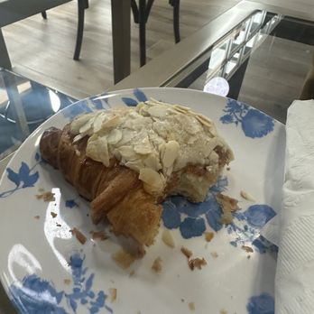 Common Wealth - Coffee & Tea Near Me - San Antonio, Texas