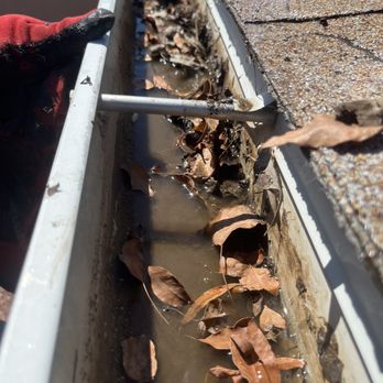 Sunset Exterior Cleaning - Half way cleaned and found mud spots - Gutter Services Near Me Sunset Exterior Cleaning - Half way cleaned and found mud spots - Gutter Services Near Me