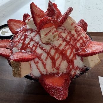 Sul & Beans - Strawberry and cheesecake - Desserts Near Me - Cupertino, California Sul & Beans - Strawberry and cheesecake - Desserts Near Me - Cupertino, California