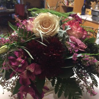 Lakeside Floral - Florists Near Me - Willernie, Minnesota