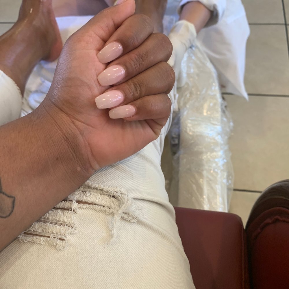 Leann's Nails - Full set and pedicure - Nail Salons Near Me - Alameda, California