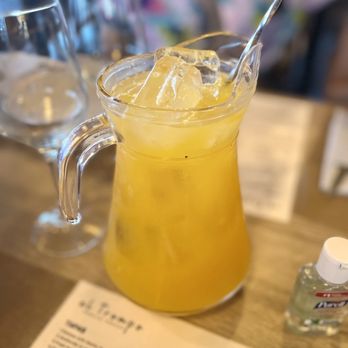 El Trompo - Orange sangria - Mediterranean Near Me - Valencia, V El Trompo - Orange sangria - Mediterranean Near Me - Valencia, V