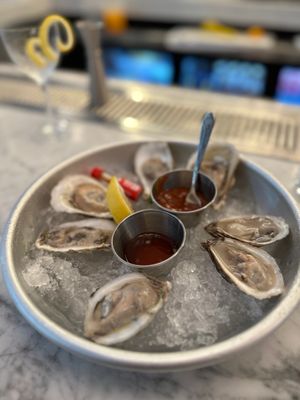 Bill's Oyster by null