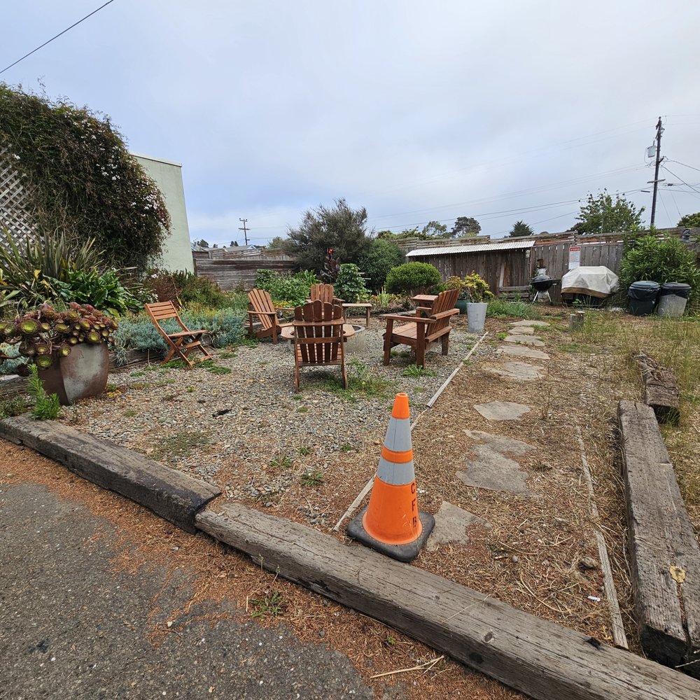 Shoreline Cottages - Fire (hazard) pit - Hotels Near Me - Fort Bragg, California Shoreline Cottages - Fire (hazard) pit - Hotels Near Me - Fort Bragg, California