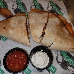 Home Plate Bay Street Grill - Chicken Quesadillas