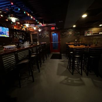 The Love Shack Grill - Barbeque Near Me - Warren, Rhode Island