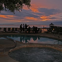 The Inn At Corolla Lighthouse - Inn at Corolla Light Pool, whirlpool at Sunset