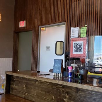 D E Thai Kitchen - Very simple non descriptive natural wood decor. Very limited seating. - Thai Near Me - Las Vegas, Nevada