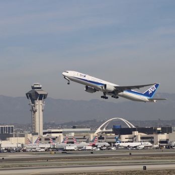 Clutter's Park - View of airport - Parks Near Me - El Segundo, California Clutter's Park - View of airport - Parks Near Me - El Segundo, California