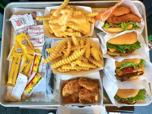 Shake Shack Green Hills by null