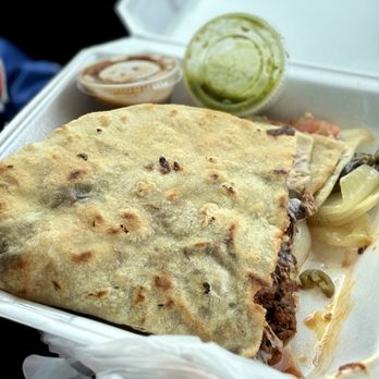 El Rey del Taco - Tlayuda - Mexican Near Me - Raleigh, North Carolina El Rey del Taco - Tlayuda - Mexican Near Me - Raleigh, North Carolina