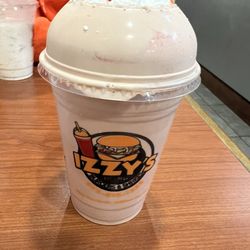 Izzy’s Burgers and Shakes - Chocolate & strawberry shake