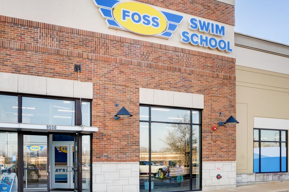 Foss Swim School Logo