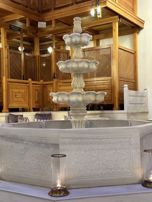 Hurrem Sultan Hammam by null