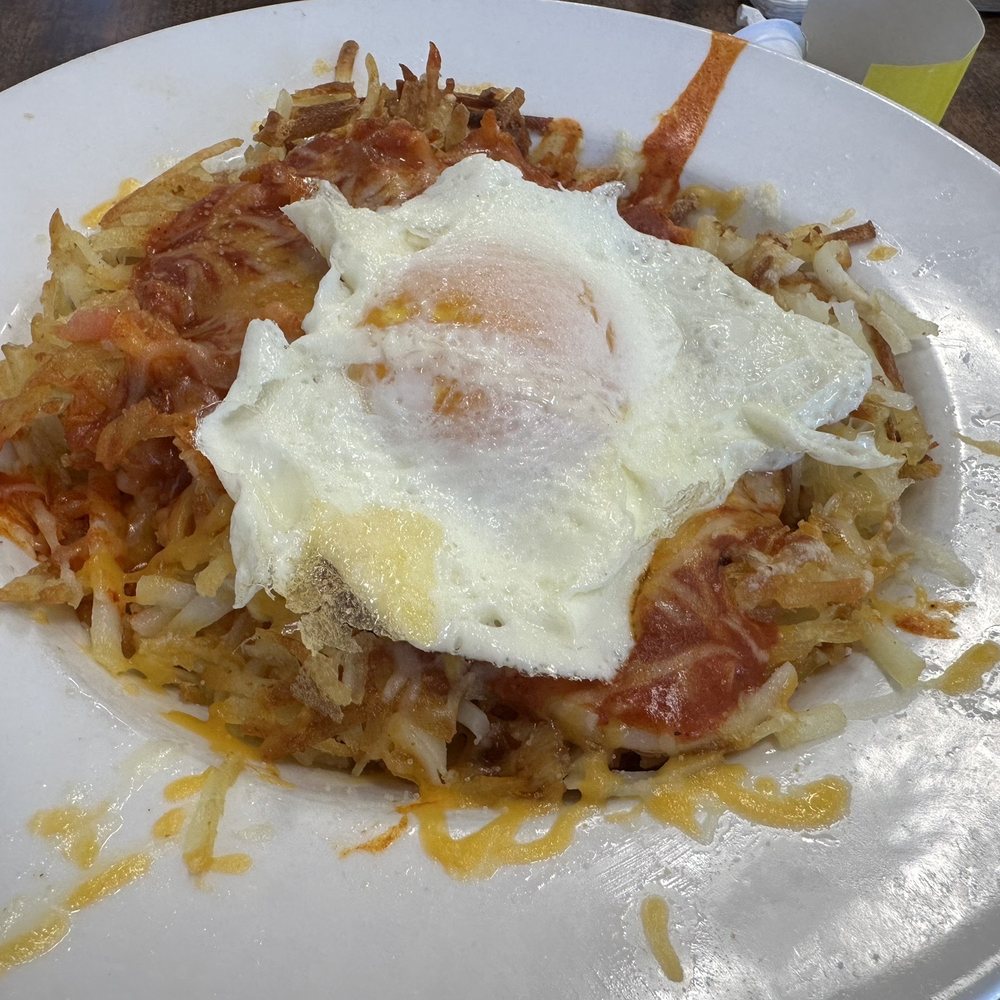 Weck's - Papas with red and over medium egg. - Breakfast & Brunch Near Me - Albuquerque, New Mexico Weck's - Papas with red and over medium egg. - Breakfast & Brunch Near Me - Albuquerque, New Mexico
