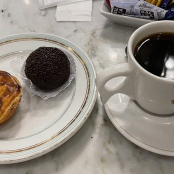 Confeitaria Colombo - Coffee and tarts - Cafes Near Me - Rio de Janeiro, RJ Confeitaria Colombo - Coffee and tarts - Cafes Near Me - Rio de Janeiro, RJ