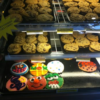 Kacie's Cookies - a variety of cookies on display - Desserts Near Me - Cape Girardeau, Missouri Kacie's Cookies - a variety of cookies on display - Desserts Near Me - Cape Girardeau, Missouri
