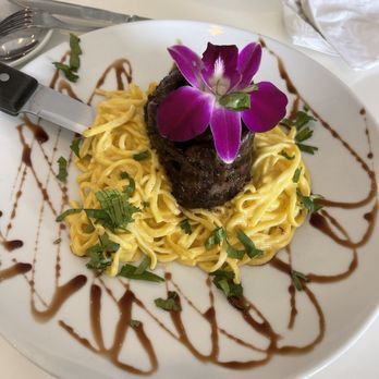 Sr. Ceviche Aventura - Tallarín a la huancaina con churrasco. - Peruvian Near Me - Aventura, Florida Sr. Ceviche Aventura - Tallarín a la huancaina con churrasco. - Peruvian Near Me - Aventura, Florida