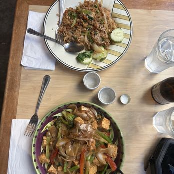 Bistro Elysium - PCU Noodles made vegan with tofu x2, bell peppers, onion,& yu choy. & Sweet Chili Lime Fried Rice. - Asian Fusion Near Me - Portland, Oregon Bistro Elysium - PCU Noodles made vegan with tofu x2, bell peppers, onion,& yu choy. & Sweet Chili Lime Fried Rice. - Asian Fusion Near Me - Portland, Oregon