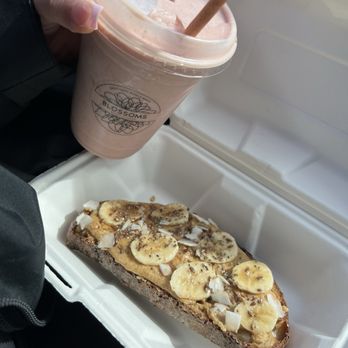 Blossoms Sweet Kitchen - Maple Banana toast and strawberry crème smoothie. Soooo delicious. - Juice Bars & Smoothies Near Me - Valencia, California