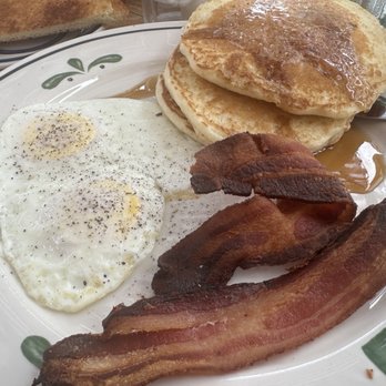The Junction Brunch House - Big T's Texas Breakfast - Breakfast & Brunch Near Me - El Paso, Texas The Junction Brunch House - Big T's Texas Breakfast - Breakfast & Brunch Near Me - El Paso, Texas