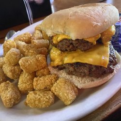 Greg's Pub & Grub - Double cheeseburger is INSANE
