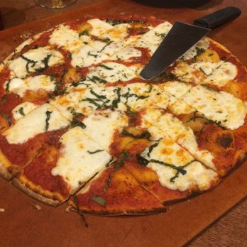 Flo & Santos - Pizza Near Me - Chicago, Illinois Flo & Santos - Pizza Near Me - Chicago, Illinois