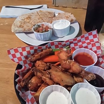 Vista Del Mar - wings and quesadilla - Bars Near Me - Eureka, California Vista Del Mar - wings and quesadilla - Bars Near Me - Eureka, California