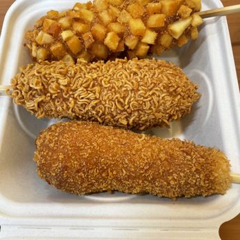 Mochi Lion - Potato Style - Half and Half, Crispy Ramen Half and half, and Original Style - Full Hot Dog! - Donuts Near Me - Riverside, California