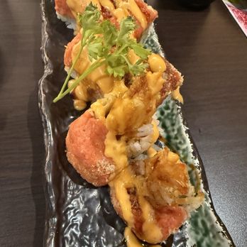 Sushi Yama - Red Dragon Roll - Sushi Bars Near Me - Orlando, Florida