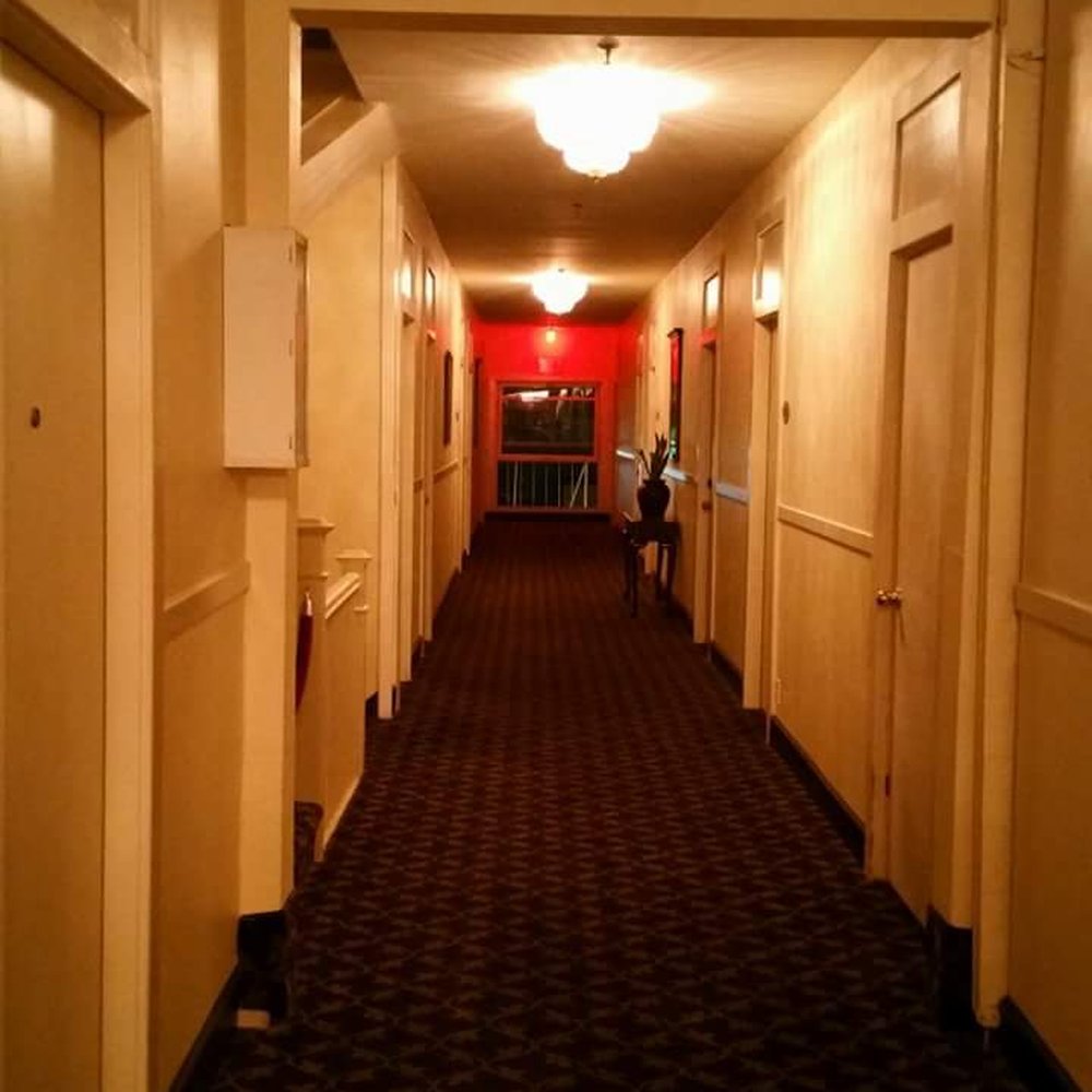 Hotel Laguna - Scary hallway - Hotels Near Me - Laguna Beach, California Hotel Laguna - Scary hallway - Hotels Near Me - Laguna Beach, California