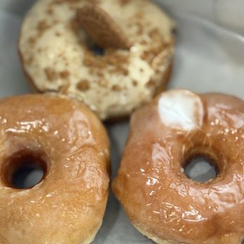Donut Run - Glaze & Cookie Butter - Donuts Near Me - Washington, DC, District of Columbia