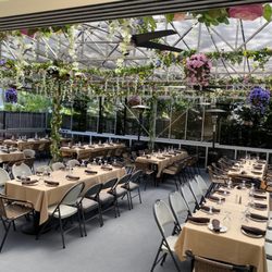Gusto Divino Trattoria - Outdoor private room