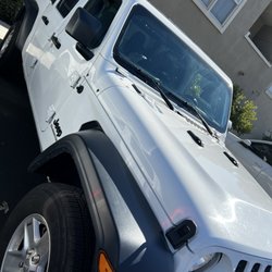 Avis Rent A Car - Jeep Gladiator In great condition and the gas mileage has been great!