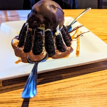 Chili's - Chocolate molten cake - Tex-Mex Near Me - San Jose, California Chili's - Chocolate molten cake - Tex-Mex Near Me - San Jose, California