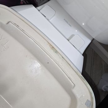 Valentia by Windsor - I clean that, but is that really my job to do? As a tenant who pays full rent? - Apartments Near Me - La Habra, California Valentia by Windsor - I clean that, but is that really my job to do? As a tenant who pays full rent? - Apartments Near Me - La Habra, California