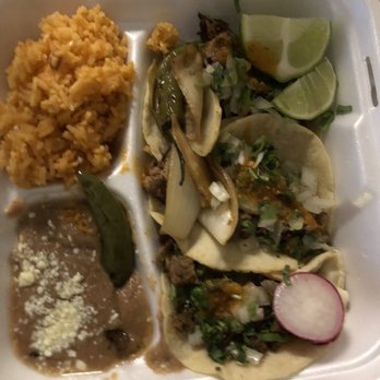 El Bigo Taco - Carnitas and carne asada tacos - Mexican Near Me - Mesa, Arizona