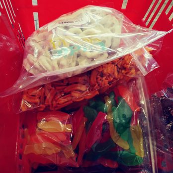 EddieWorld - Our cart for candy shopping for my sisters sweet tooth. - Service Stations Near Me - Yermo, California