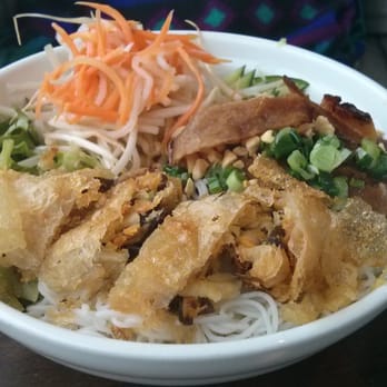 Pho Real - Seafood Egg Roll and Pork Vermicelli - Vietnamese Near Me - Vaughan, Ontario Pho Real - Seafood Egg Roll and Pork Vermicelli - Vietnamese Near Me - Vaughan, Ontario