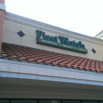 First Watch - In a popular shopping plaza, located next to a Taco bar and massage parlor. What a trifecta! - Breakfast & Brunch Near Me - Orlando, Florida
