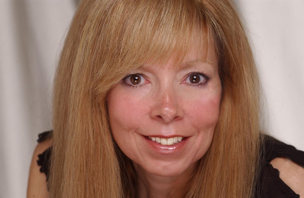 Maryann R Manchester MS, LMFT - grief counselor in Hastings On Hudson, NY