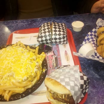 Legends Classic Diner - American Near Me - Glendora, California