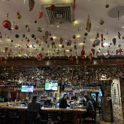 Woody's Roadside Tavern