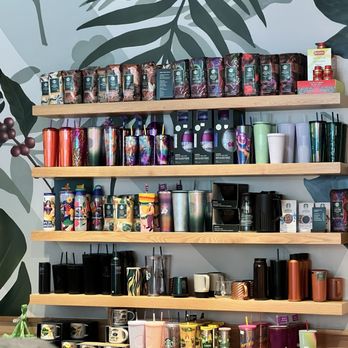 Starbucks - Coffee & Tea Near Me - Miami, Florida