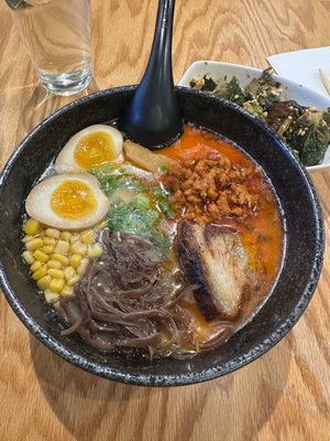 Tanoshii Ramen by null